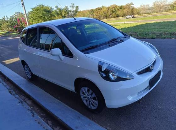 HONDA FIT 1.4 LX 8V GASOLINA 4P AUTOMÁTICO HONDA FIT 1.4 LX 8V GASOLINA 4P AUTOMÁTICO